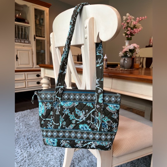 Tanya Lee Quilted Purse - Picture 5 of 9